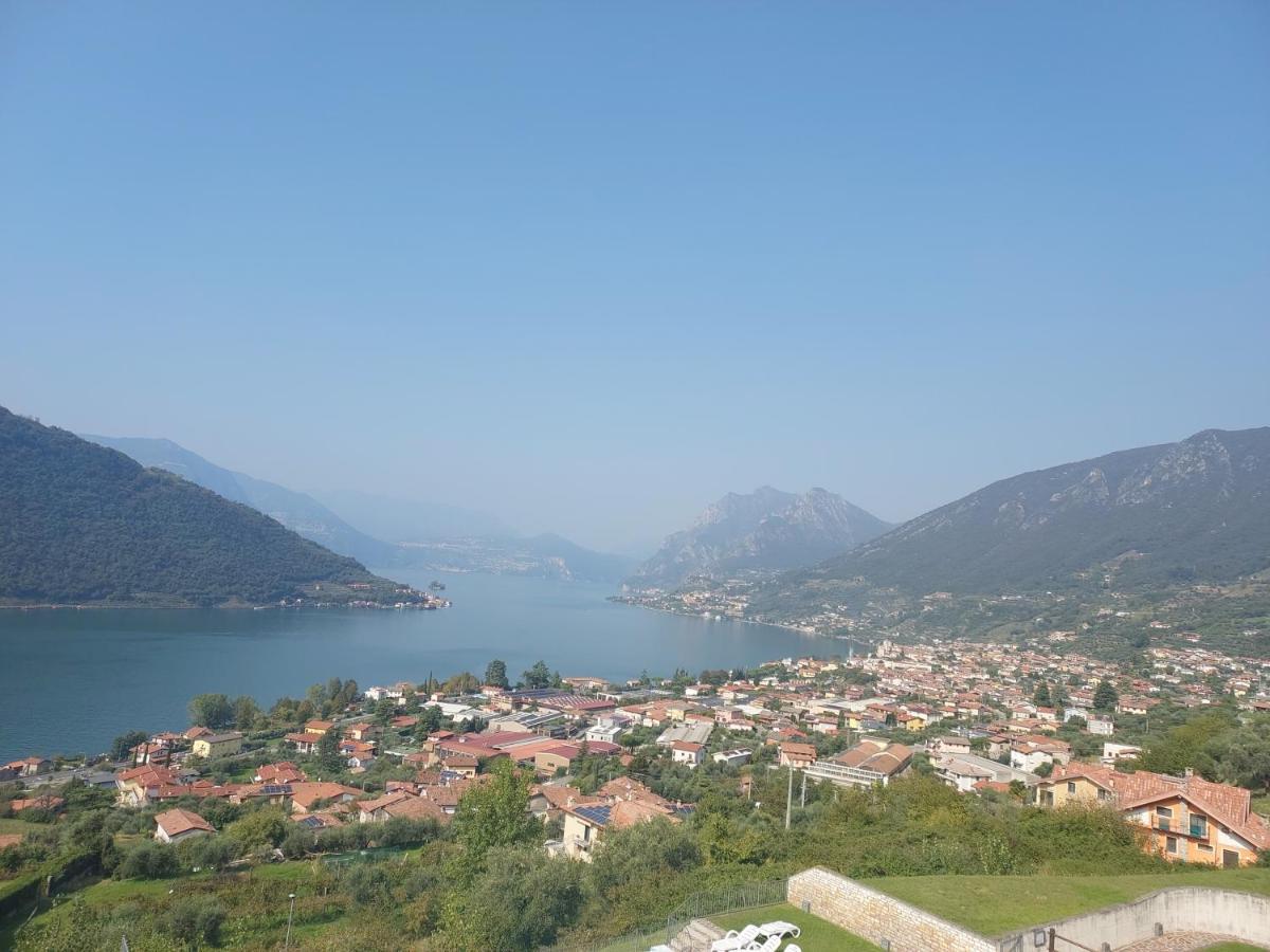 Casa T.U.A. Appartement Sale Marasino Buitenkant foto